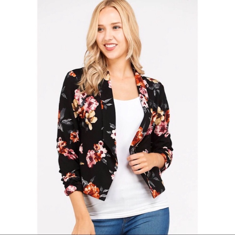 ❗️LAST: Small Black Floral Print Blazer - Picture 3 of 5